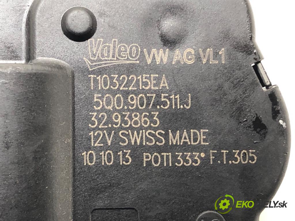 VW GOLF VAN VII Variant (BA5) 2013 - 2017    1.6 TDi BlueMotion 77 kW [105 KM] olej napędowy 20  Motorček kúrenia 5Q0907511J (Motorčeky kúrenia)