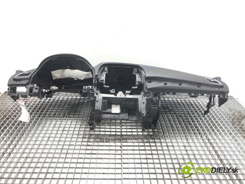 MAZDA 6 sedan (GJ, GL) 2012 - 2022    2.0 (GJEFP) 121 kW [165 KM] benzyna 2013 - 2022  Palubná doska  (Palubné dosky)