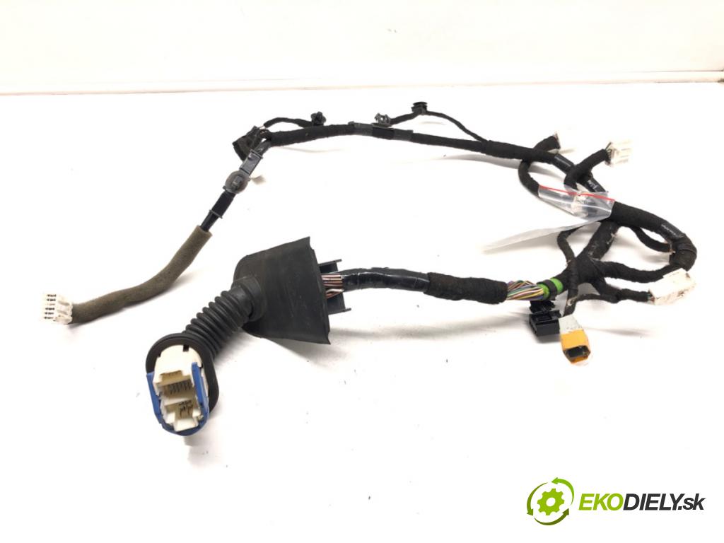 MAZDA 6 GJ sedan 2013 121 kW 2.0 (GJEFP) 1998 Káblovačka Dvere predný ľavá strana