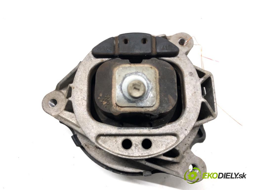 BMW 3 (F30, F80) 2011 - 2018    340 i 240 kW [326 KM] benzyna 2015 - 2018  AirBag Motor 6855460 (Držiaky motora)