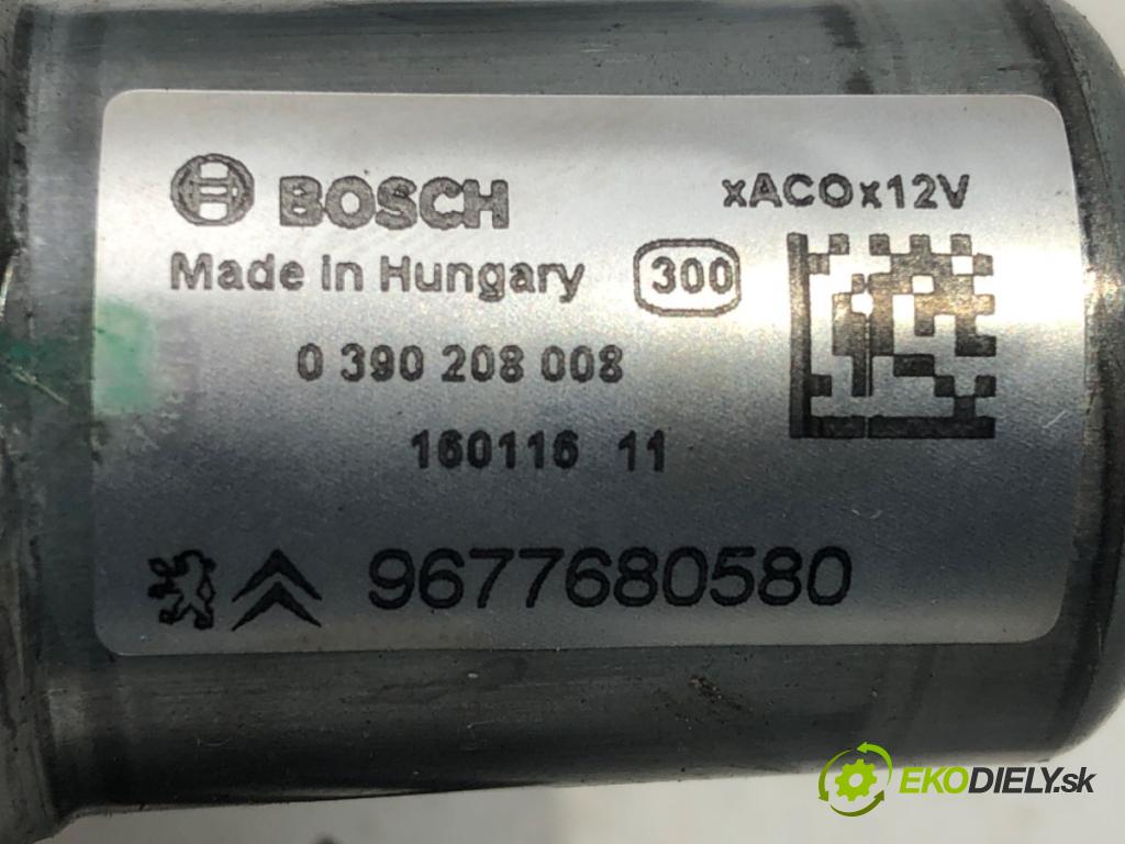 PEUGEOT 308 II (LB_, LP_, LW_, LH_, L3_) 2013 - 2021    1.6 GTi (L35GNH) 200 kW [272 KM] benzyna 2015 - 20  Motorček stieračov zad 9677680580 (Ostatné)