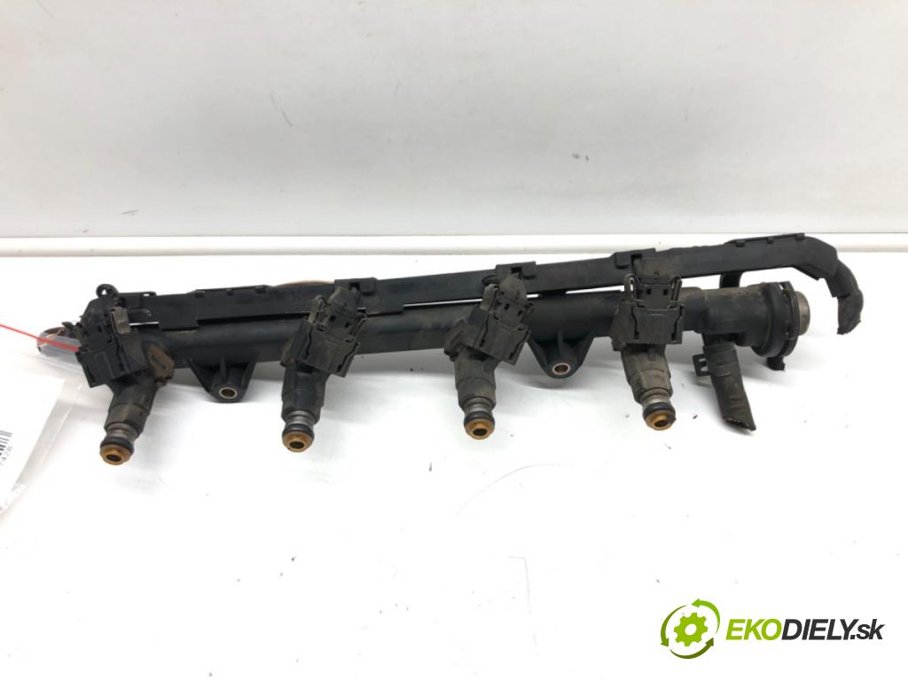 VW LUPO I (6X1, 6E1) 1998 - 2005    1.0 37 kW [50 KM] benzyna 1998 - 2000  Lišta vstrekovacia Vstrekovacie ventily 0280155731 (Vstrekovacie lišty)