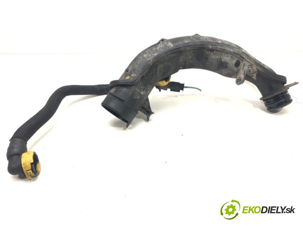 PEUGEOT 508 I (8D_) 2010 - 2018    2.0 HDi 120 kW [163 KM] olej napędowy 2010 - 2018  Rúra hadice trubka vzduchu  (Hadice chlazení vzduchu)