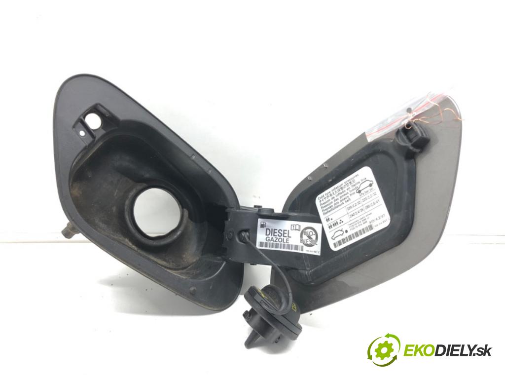 VW GOLF VII (5G1, BQ1, BE1, BE2) 2012 - 2022    1.6 TDI 77 kW [105 KM] olej napędowy 2012 - 2017  Dvierka nádrže paliva  (Ostatné)