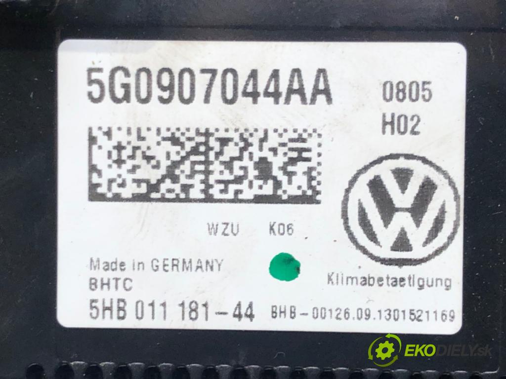 VW GOLF VII (5G1, BQ1, BE1, BE2) 2012 - 2022    1.6 TDI 77 kW [105 KM] olej napędowy 2012 - 2017  Panel ovládania kúrenia 5G0907044AA (Prepínače, spínače, tlačidlá a ovládače kúrenia)