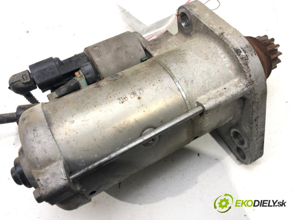 VW GOLF VII liftback 2013 77 kW 1.6 TDI 1598 startér 02Z911024L (Startér)