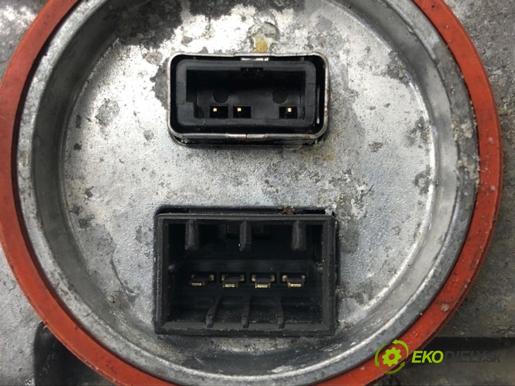 AUDI A6 C6 Avant (4F5) 2004 - 2011    2.0 TDI 125 kW [170 KM] olej napędowy 2008 - 2011  Menič XENON 7226115099 (Riadiace jednotky xenónu)