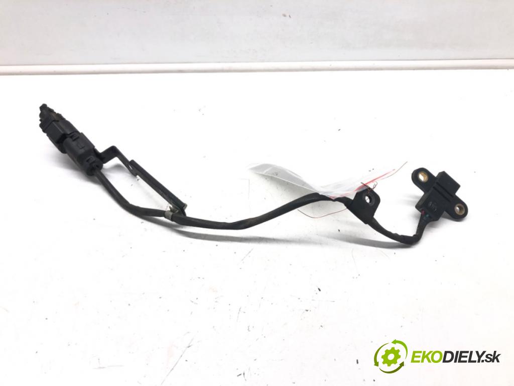 KIA PICANTO I (SA) 2004 - 2012    1.1 48 kW [65 KM] benzyna 2004 - 2011  snímač pozice hřídele klikového 39310-02700 (Snímače polohy kliky, vačky)