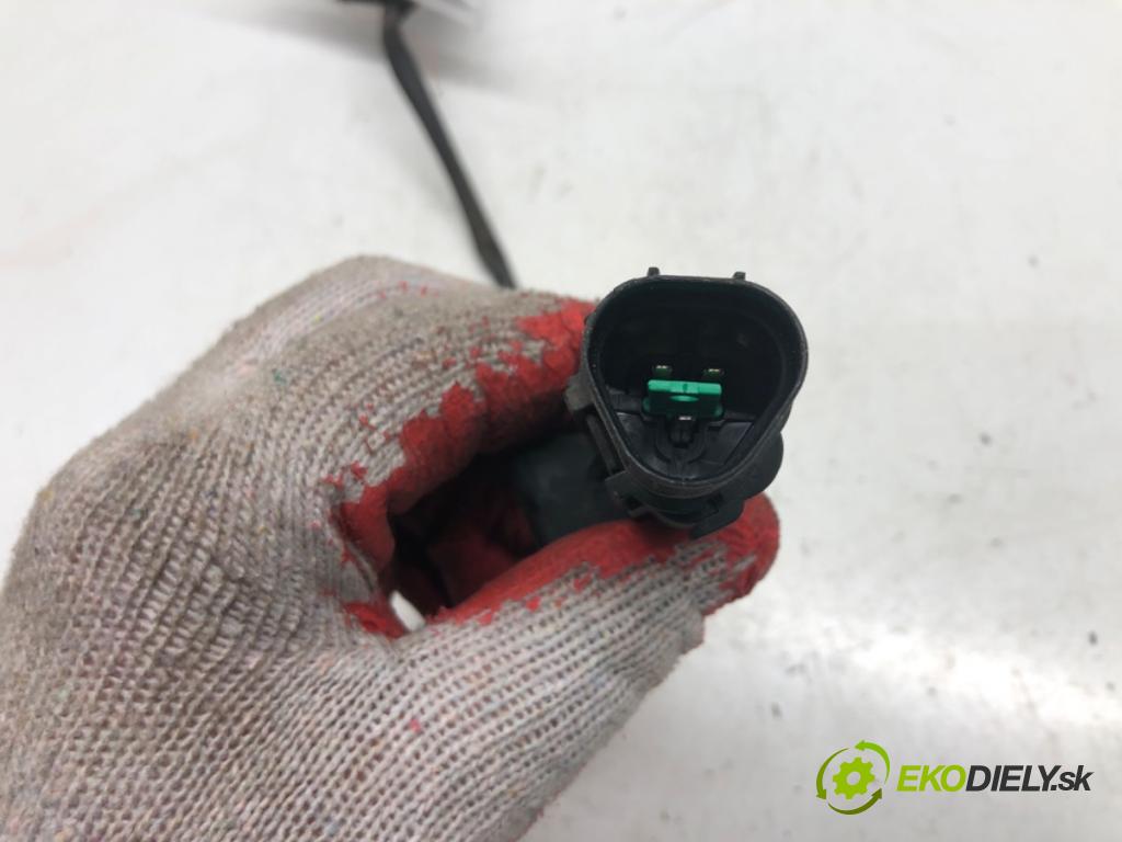 KIA PICANTO I (SA) 2004 - 2012    1.1 48 kW [65 KM] benzyna 2004 - 2011  snímač pozice hřídele klikového 39310-02700 (Snímače polohy kliky, vačky)