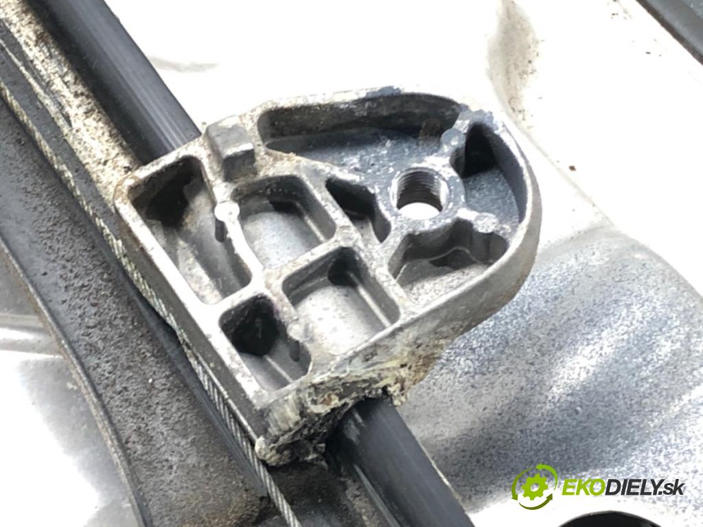 VW PHAETON (3D1, 3D2, 3D3, 3D4, 3D6, 3D7, 3D8, 3D9) 2002 - 2016    4.2 V8 4motion 246 kW [335 KM] benzyna 2003 - 2016  Mechanizmus okna predný pravy 3D1959702E (Ostatné)