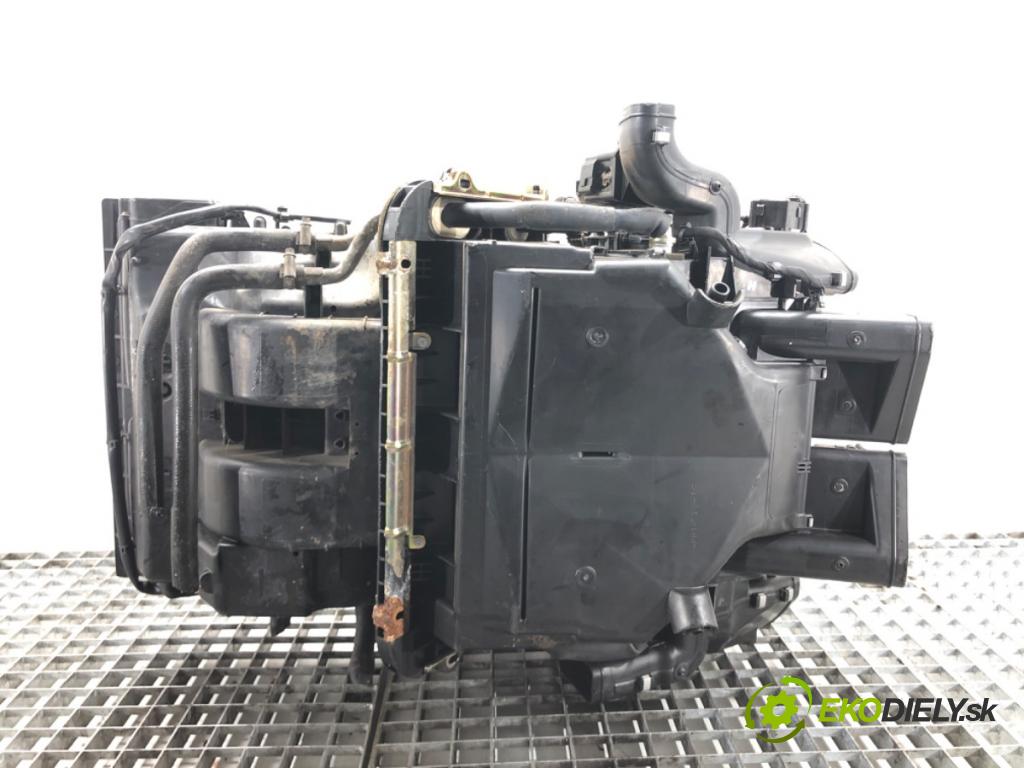 VW PHAETON (3D1, 3D2, 3D3, 3D4, 3D6, 3D7, 3D8, 3D9) 2002 - 2016    4.2 V8 4motion 246 kW [335 KM] benzyna 2003 - 2016  Výhrevné teleso, radiátor kúrenia komplet KOMBAJN 3D1820003M (Radiátory kúrenia)