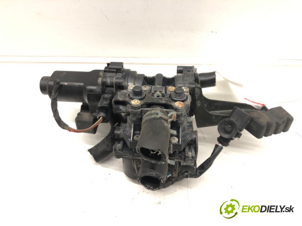 VW PHAETON (3D1, 3D2, 3D3, 3D4, 3D6, 3D7, 3D8, 3D9) 2002 - 2016 kvalita A motor 4.2B V8 246kW (335KM) VIN: sedan 4D  Prevodovka AUTOMATICKÉ: farba NÁMOŘNICKÁ MODRÁ: rok rok vyr. 2003 obdobie rok vyr. 2002-2016