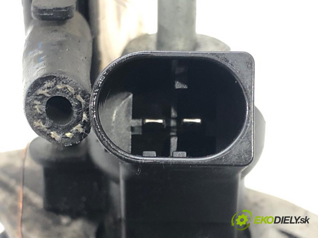 AUDI A6 C6 Avant (4F5) 2004 - 2011    2.7 TDI 140 kW [190 KM] olej napędowy 2008 - 2011  vstřikovač 059130277CJ 0445116047