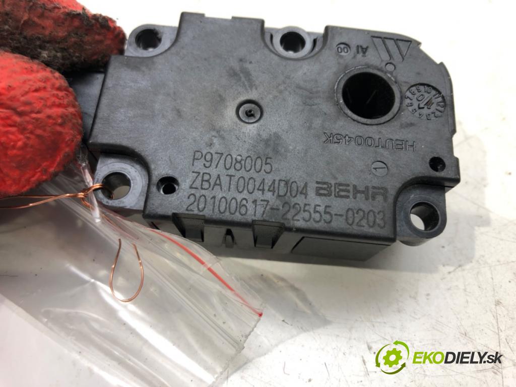 MERCEDES-BENZ KLASA S (W221) 2005 - 2013    S 500 (221.071, 221.171) 285 kW [388 KM] benzyna 2  Motorček kúrenia P9708005 (Motorčeky kúrenia)