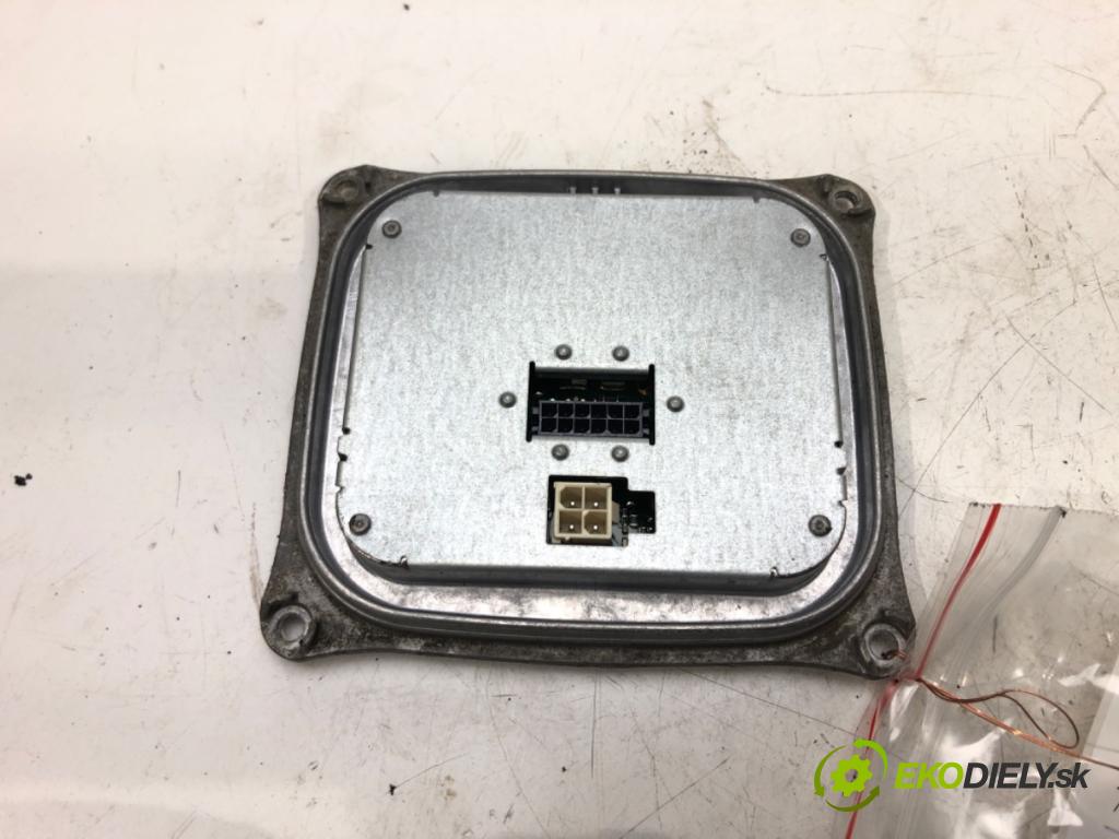 MERCEDES-BENZ KLASA S (W221) 2005 - 2013    S 500 (221.071, 221.171) 285 kW [388 KM] benzyna 2  Menič XENON A2219000404 (Riadiace jednotky xenónu)