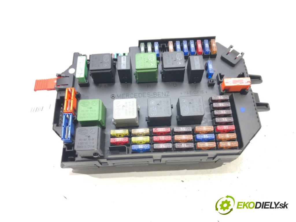 MERCEDES-BENZ KLASA S (W221) 2005 - 2013    S 500 (221.071, 221.171) 285 kW [388 KM] benzyna 2  Modul SAM A2219005801 (Ostatné)