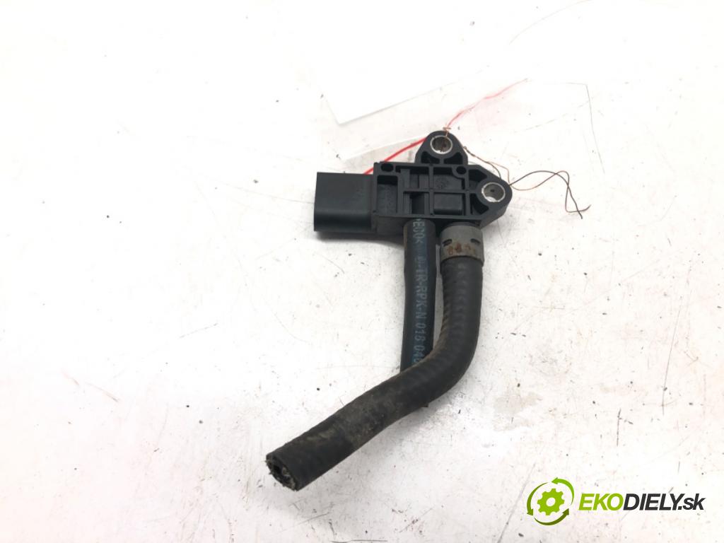 AUDI A6 C6 Avant (4F5) 2004 - 2011    2.7 TDI 140 kW [190 KM] olej napędowy 2008 - 2011  Snímač tlaku paliva 0281002710 (Snímače)