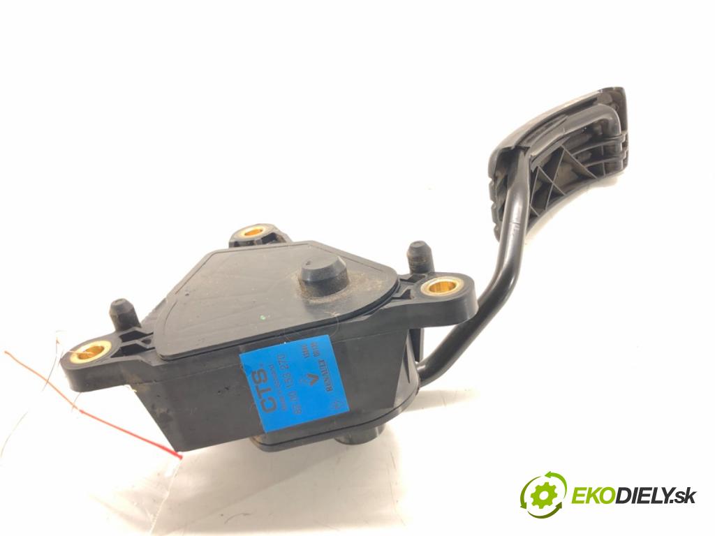 RENAULT MEGANE II Kombi (KM0/1_) 2003 - 2012    2.0 99 kW [135 KM] benzyna 2003 - 2009  Potenciometer plynového pedálu 8200153270 (Pedále)