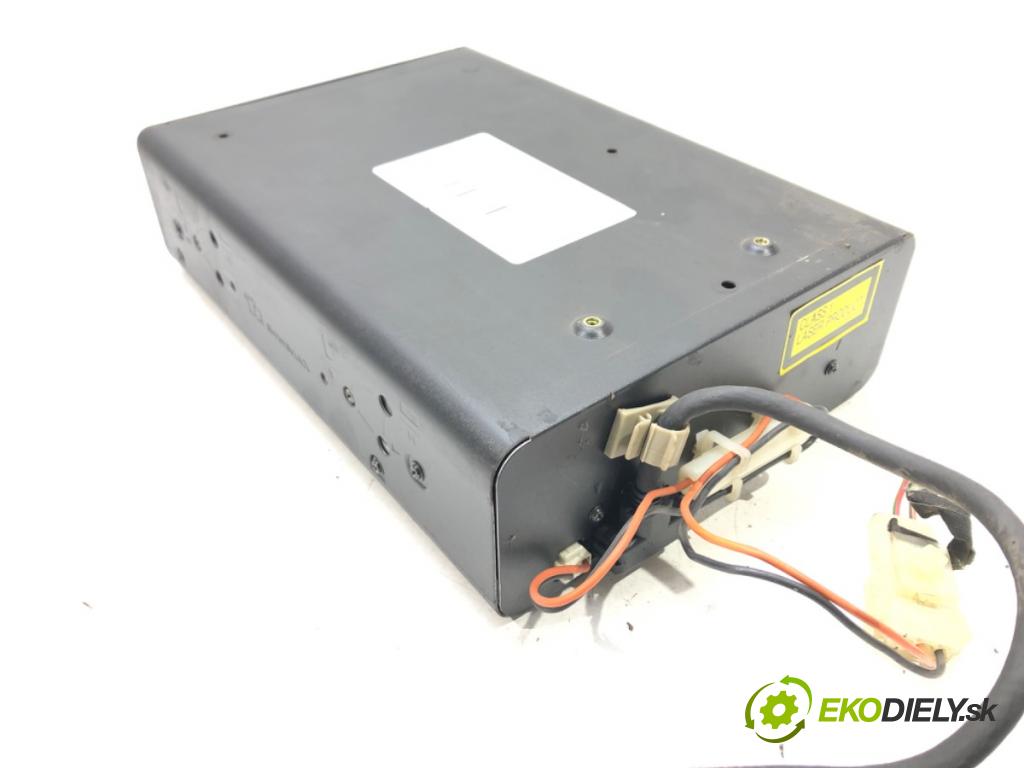 BMW 7 (E38) 1994 - 2001    728 i, iL 142 kW [193 KM] benzyna 1995 - 2001  Menič CD 8361663 (CD meniče)