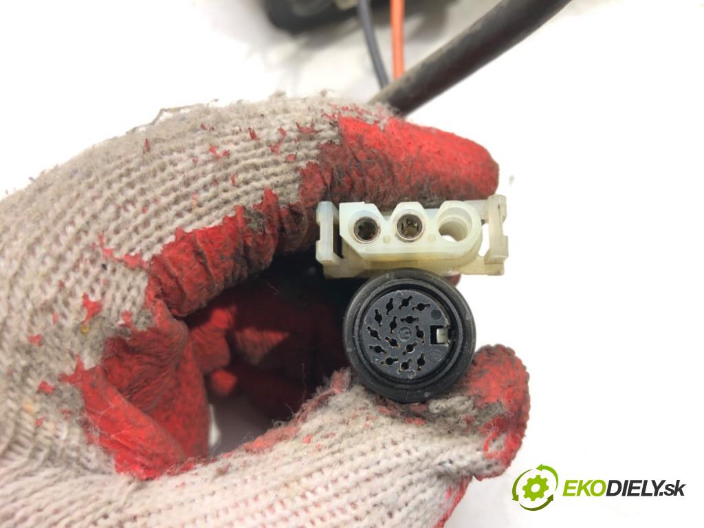 BMW 7 (E38) 1994 - 2001    728 i, iL 142 kW [193 KM] benzyna 1995 - 2001  Menič CD 8361663 (CD meniče)