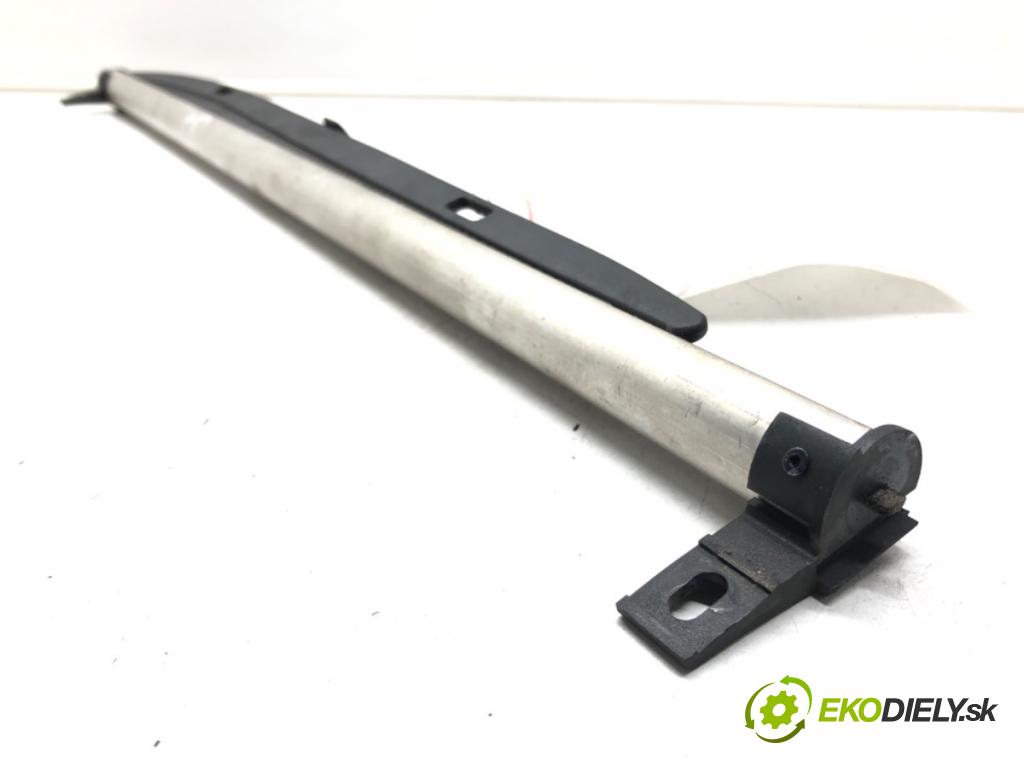 BMW 7 (E38) 1994 - 2001    728 i, iL 142 kW [193 KM] benzyna 1995 - 2001  Roleta Dvere zad pravá  (Ostatné)