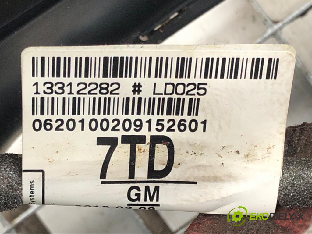 OPEL ASTRA J (P10) 2009 - 2015    2.0 CDTI (68) 118 kW [160 KM] olej napędowy 2009 -  Tunel stredový  (Stredový tunel / panel)