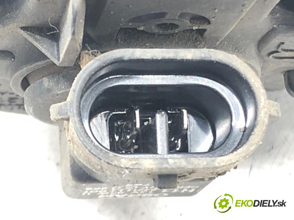 TOYOTA AURIS (_E15_) 2006 - 2012    1.6 (ZRE151_) 91 kW [124 KM] benzyna 2007 - 2012  hmlové svetlo, hmlovka pravý 81210-0D041