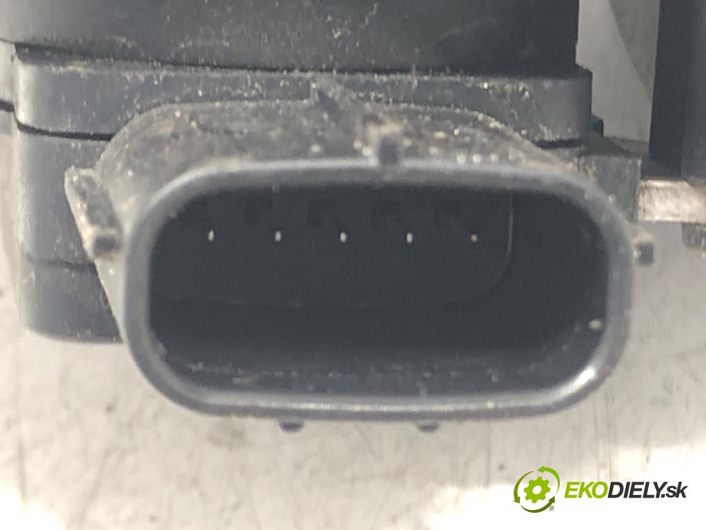 TOYOTA AURIS (_E15_) 2006 - 2012    1.6 (ZRE151_) 91 kW [124 KM] benzyna 2007 - 2012  Váha vzduchu 22204-21010 (Váhy vzduchu)