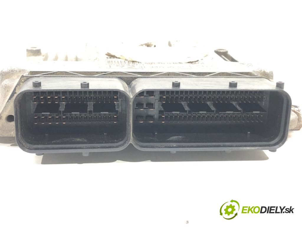 FIAT STILO (192_) 2001 - 2010    1.9 D Multijet 88 kW [120 KM] olej napędowy 2005 -  riadiaca jednotka Motor 55204761 (Riadiace jednotky)