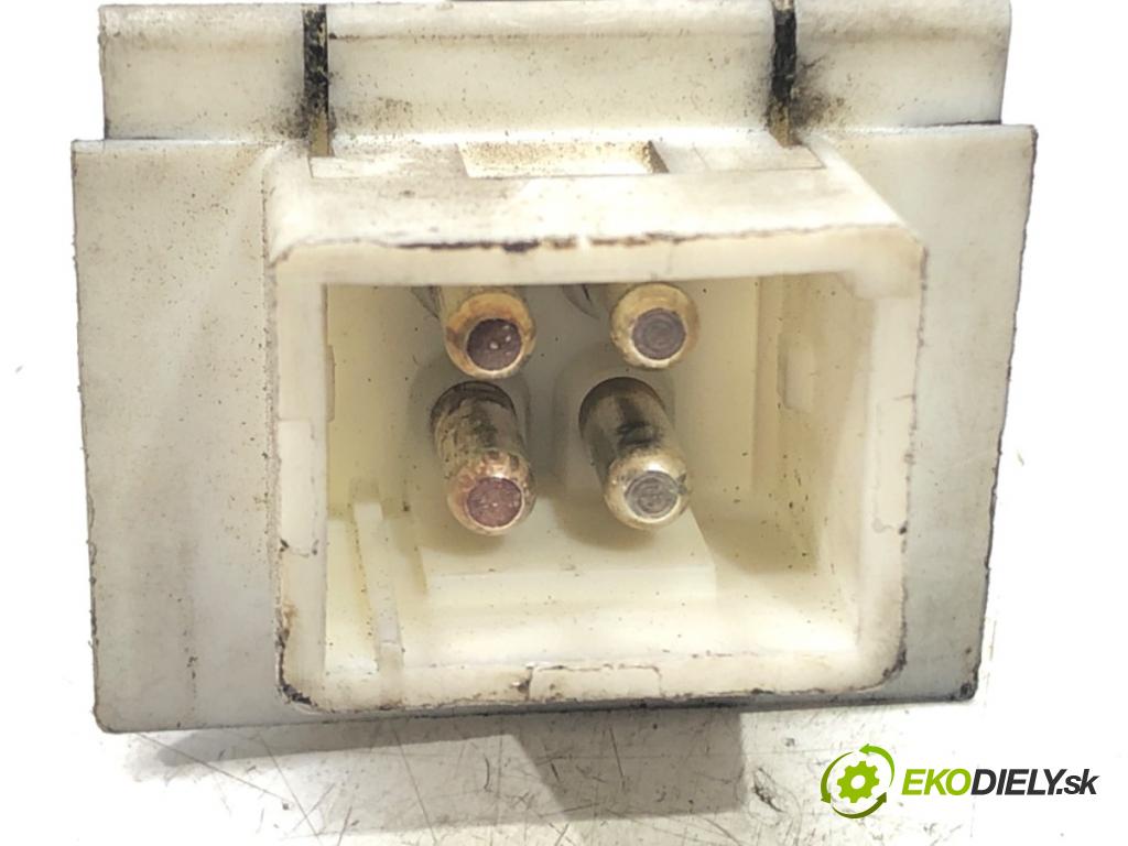 MERCEDES-BENZ KLASA E (W210) 1995 - 2003    E 250 D (210.010) 83 kW [113 KM] olej napędowy 199  Odpor, rezistor kúrenia vzduchu 9140010179 (Odpory (rezistory) kúrenia)