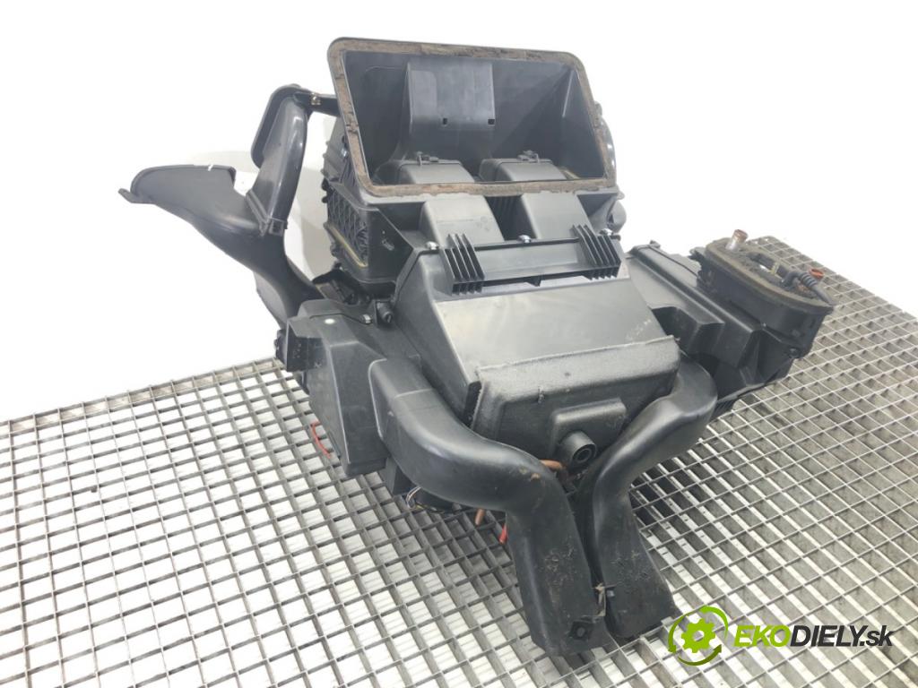 MERCEDES-BENZ VITO Autobus (W639) 2003 - 2022    115 CDI (639.701, 639.703, 639.705) 110 kW [150 KM  Výhrevné teleso, radiátor kúrenia komplet KOMBAJN A6398301160 (Radiátory kúrenia)