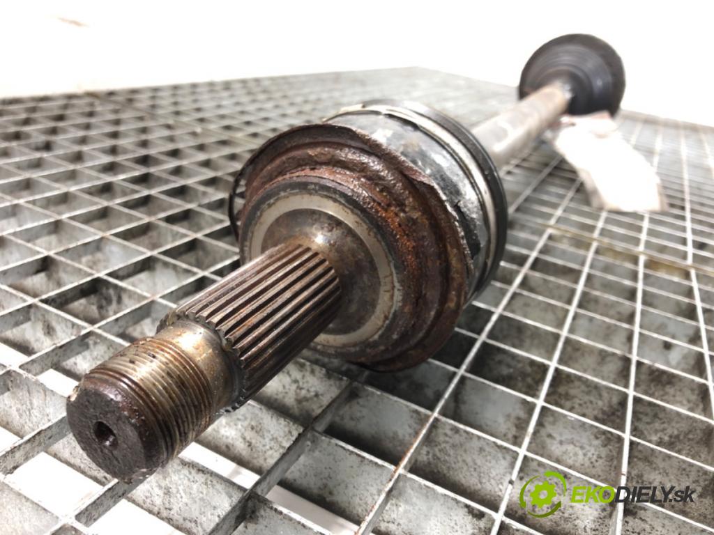 MERCEDES-BENZ VITO Autobus (W639) 2003 - 2022    115 CDI (639.701, 639.703, 639.705) 110 kW [150 KM  Poloos pravá  (Poloosy)