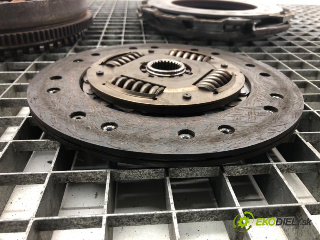 MERCEDES-BENZ VITO Autobus (W639) 2003 - 2022    115 CDI (639.701, 639.703, 639.705) 110 kW [150 KM  Spojková sada (bez ložiska) komplet 3082001792 (Kompletné sady (bez ložiska))