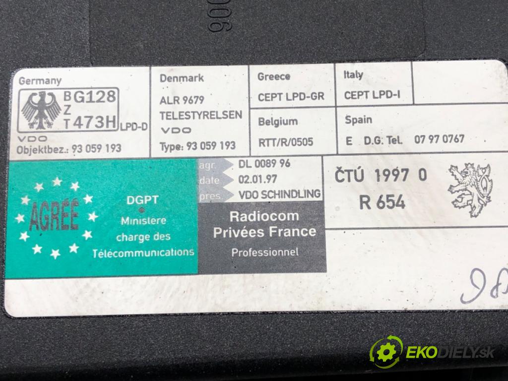 AUDI A6 C5 (4B2) 1997 - 2005    2.5 TDI quattro 132 kW [180 KM] olej napędowy 2000  Modul komfortu 4B0962258E (Moduly komfortu)