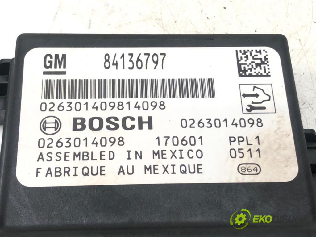OPEL ASTRA J sedan 2012 - 2022    1.4 LPG (69) 103 kW [140 KM] Benzyna / gaz samocho  Modul PDC 84136797 (Ostatné)
