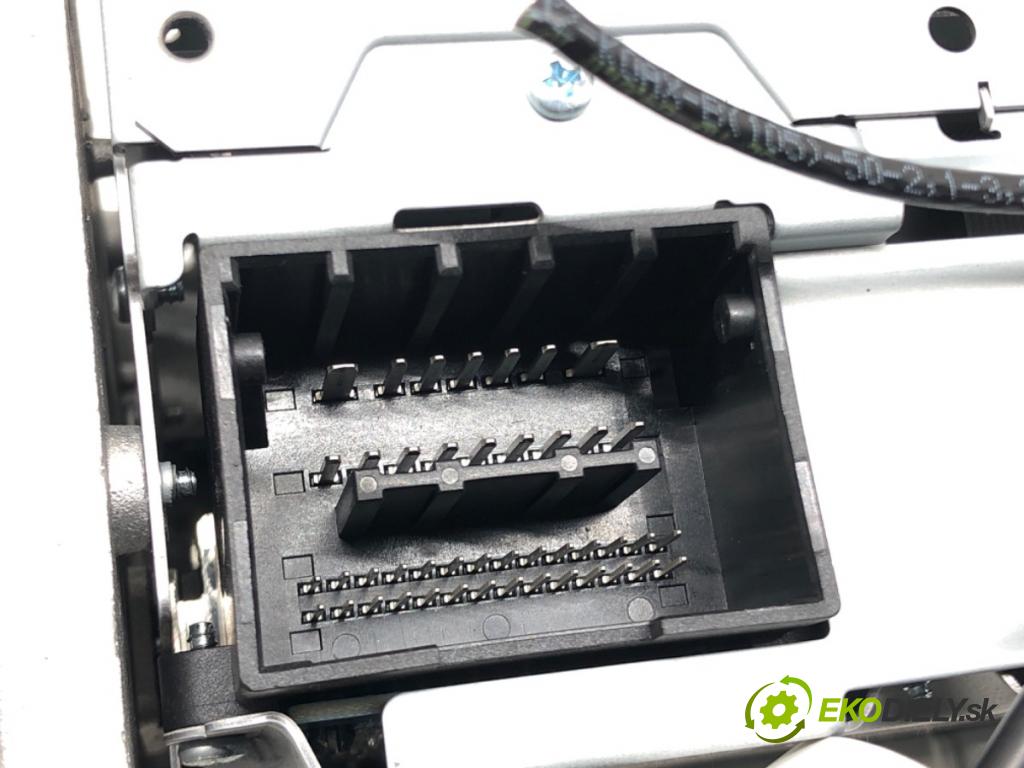 OPEL ASTRA J sedan 2012 - 2022    1.4 LPG (69) 103 kW [140 KM] Benzyna / gaz samocho  RADIO Navigácia 39107617 (Audio zariadenia)