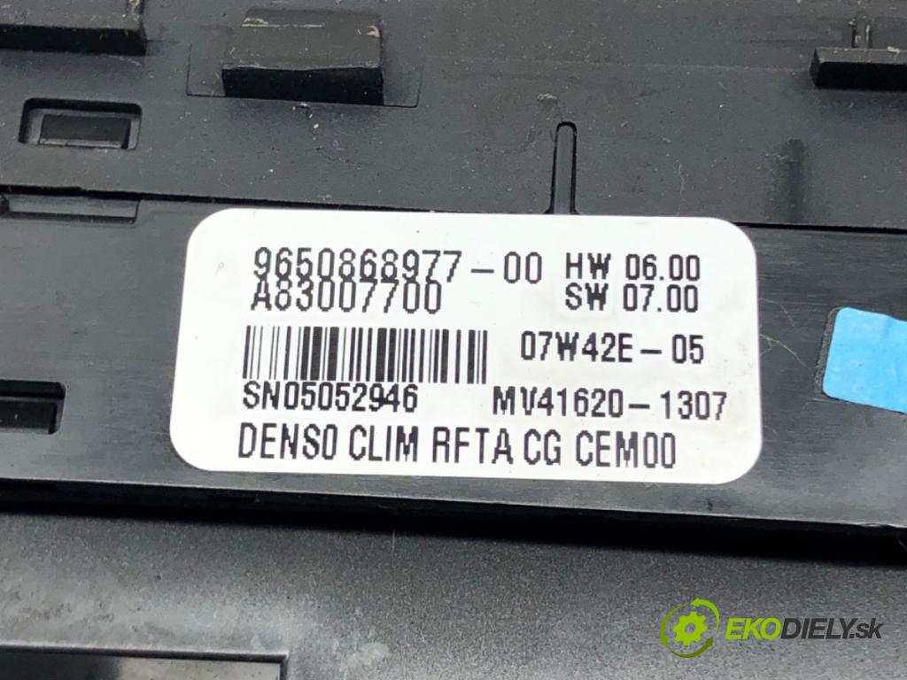 CITROEN C4 PICASSO I nadwozie wielkoprzestrzenne (MPV) (UD_) 2006 - 2015    1.8 i 16V 92 kW [125 KM] benzyna 2007 - 2011  Panel ovládania kúrenia 9650868977 (Prepínače, spínače, tlačidlá a ovládače kúrenia)