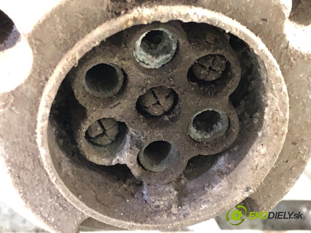 TOYOTA PREVIA II (_R3_) 2000 - 2006    2.4 (ACR30) 115 kW [156 KM] benzyna 2000 - 2006  Hák tažné zařízení