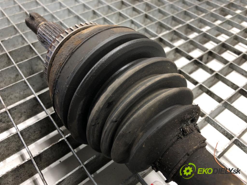 TOYOTA PREVIA II (_R3_) 2000 - 2006    2.4 (ACR30) 115 kW [156 KM] benzyna 2000 - 2006  Poloos ľavá strana  (Poloosy)