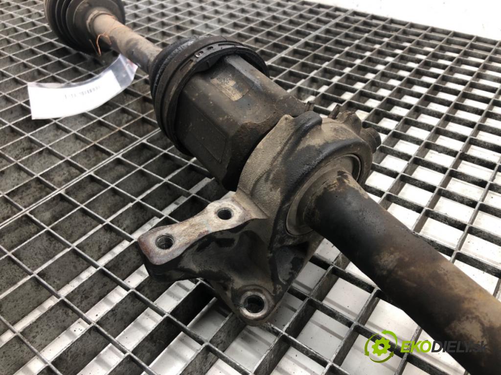 TOYOTA PREVIA II (_R3_) 2000 - 2006    2.4 (ACR30) 115 kW [156 KM] benzyna 2000 - 2006  Poloos pravá  (Poloosy)