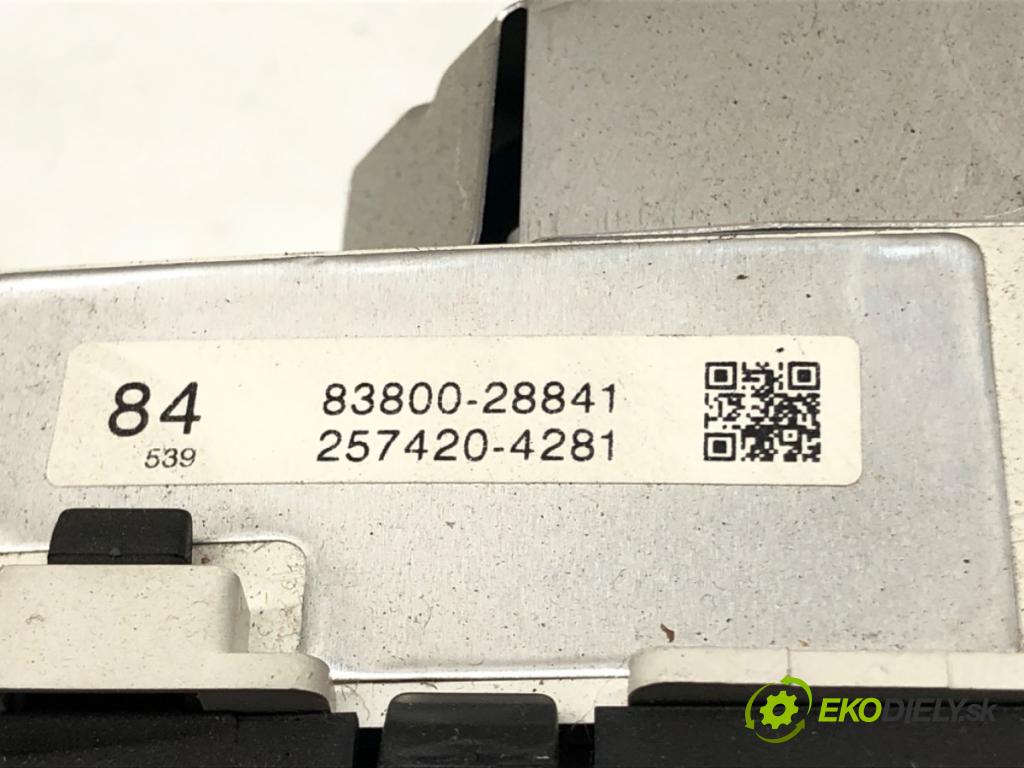 TOYOTA PREVIA II (_R3_) 2000 - 2006    2.4 (ACR30) 115 kW [156 KM] benzyna 2000 - 2006  Prístrojovka 83800-28841 (Prístrojové dosky, displeje)