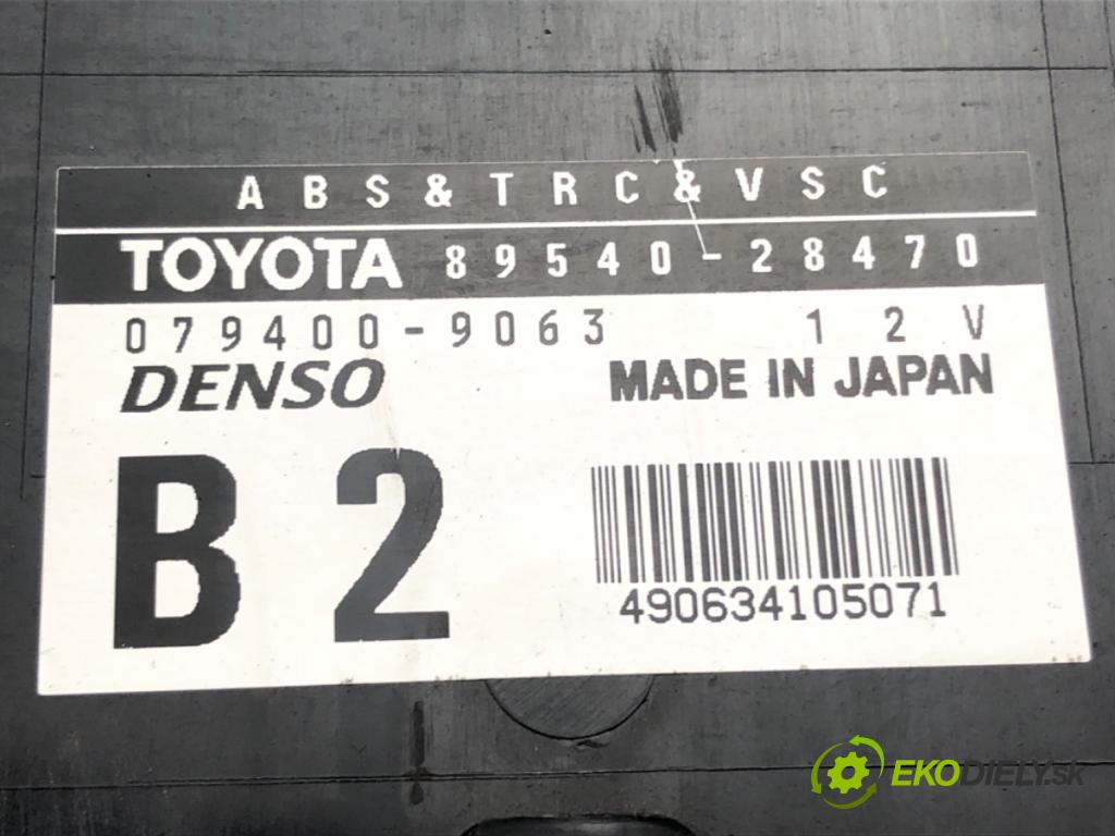 TOYOTA PREVIA II (_R3_) 2000 - 2006    2.4 (ACR30) 115 kW [156 KM] benzyna 2000 - 2006  Modul 89540-28470 (Ostatné)