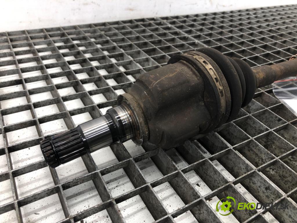 TOYOTA PRIUS Liftback (_W2_) 2003 - 2009    1.5 Hybrid (NHW20_) 57 kW [78 KM] Hybryda silnik b  Poloos ľavá strana  (Poloosy)