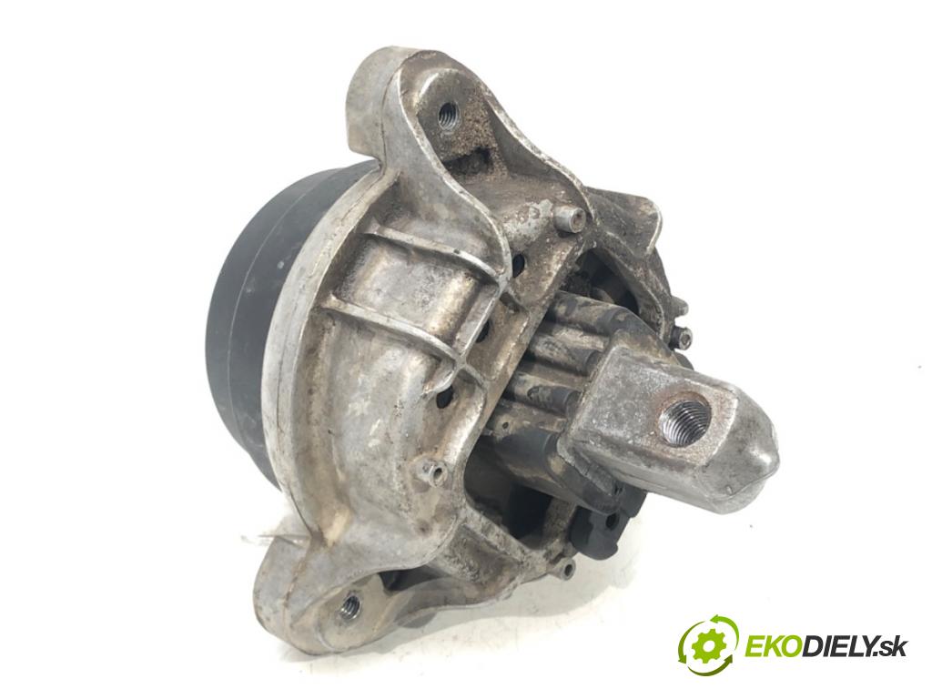 BMW 5 (F10) 2009 - 2016    528 i xDrive 180 kW [245 KM] benzyna 2011 - 2016  AirBag Motor ľavá strana 6794471 (Držiaky motora)