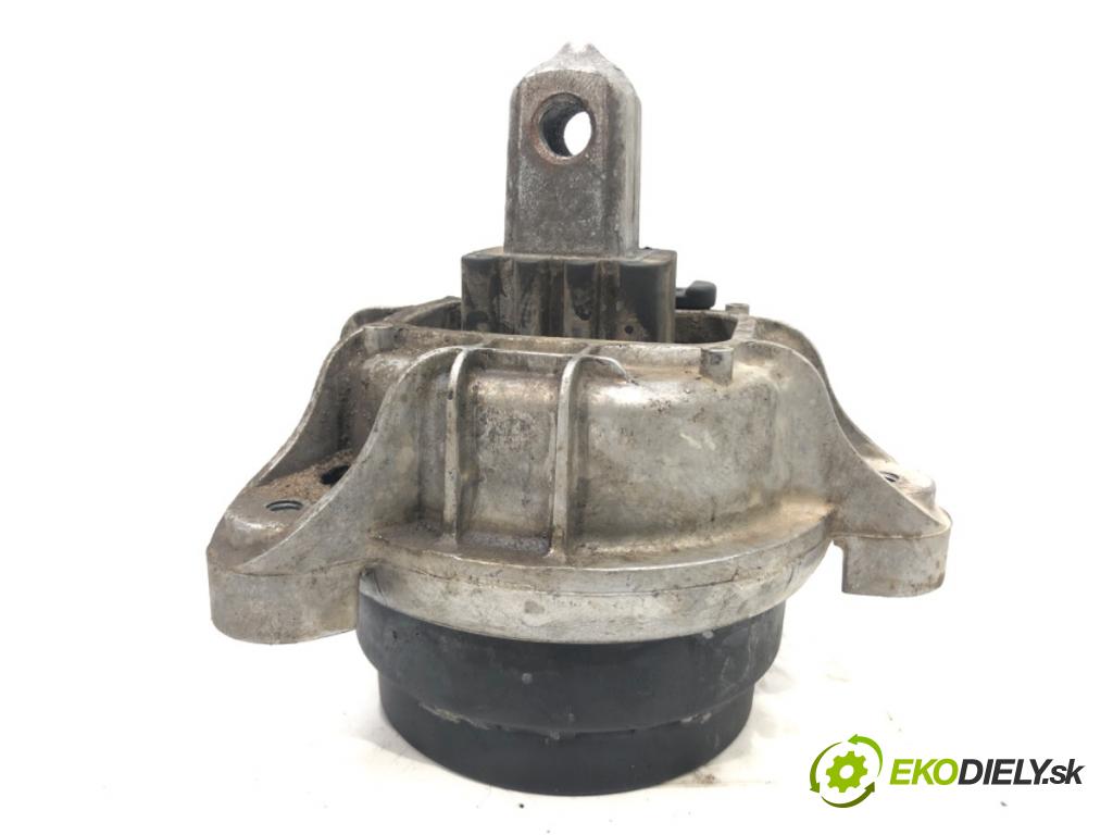 BMW 5 (F10) 2009 - 2016    528 i xDrive 180 kW [245 KM] benzyna 2011 - 2016  AirBag Motor ľavá strana 6794471 (Držiaky motora)