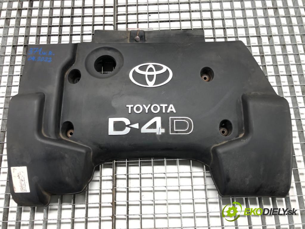 TOYOTA COROLLA Verso (_E12_) 2001 - 2007    2.0 D-4D (CDE120_) 66 kW [90 KM] olej napędowy 200  kryt motora 