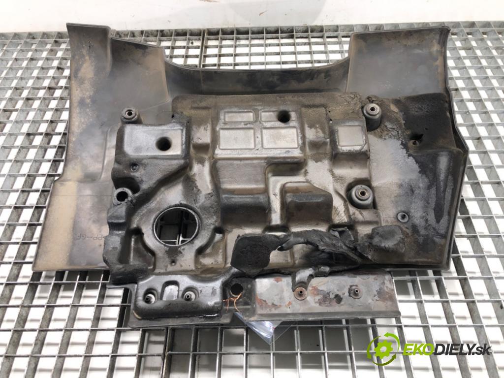 TOYOTA COROLLA Verso (_E12_) 2001 - 2007    2.0 D-4D (CDE120_) 66 kW [90 KM] olej napędowy 200  kryt motora