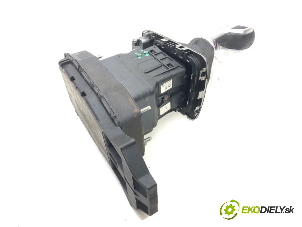 CITROEN C5 III (RD_) 2008 - 2022    1.6 HDi 110 82 kW [112 KM] olej napędowy 2010 - 20  Kulisa 9676747580 (Rýchlostné páky / kulisy)