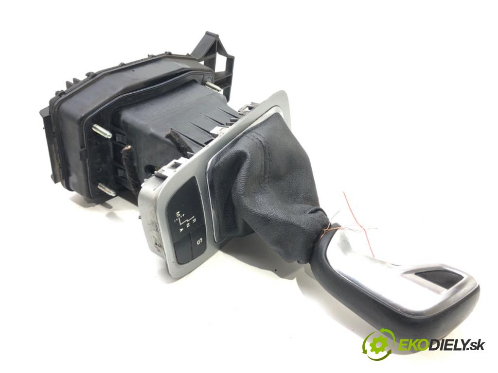 CITROEN C5 III (RD_) 2008 - 2022    1.6 HDi 110 82 kW [112 KM] olej napędowy 2010 - 20  Kulisa 9676747580 (Rýchlostné páky / kulisy)