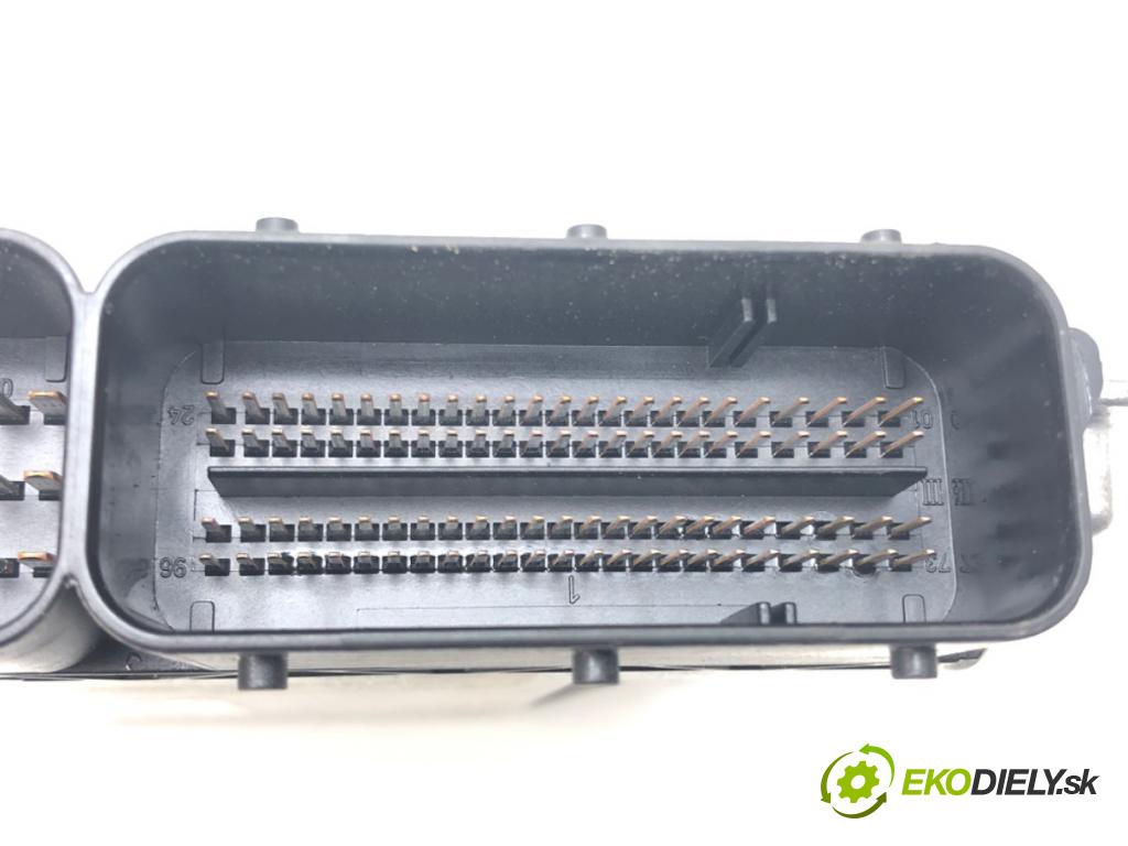 BMW 5 (E60) 2001 - 2010    530 d 160 kW [218 KM] olej napędowy 2002 - 2005  riadiaca jednotka Motor DDE7798422 (Riadiace jednotky)